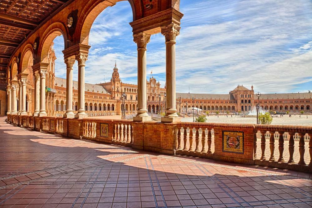 Las Cruzadas Melia-Plaza De Espana Seville Luaran gambar
